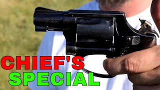 SMITH AND WESSON CHIEFS SPECIAL 38 SPECIAL REVOLVER CONCEALED CARRY REVOLVER [upl. by Auliffe]